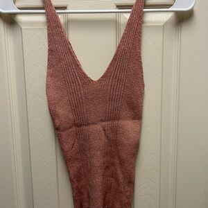 Forever 21 Rose Sleeveless Knit Top